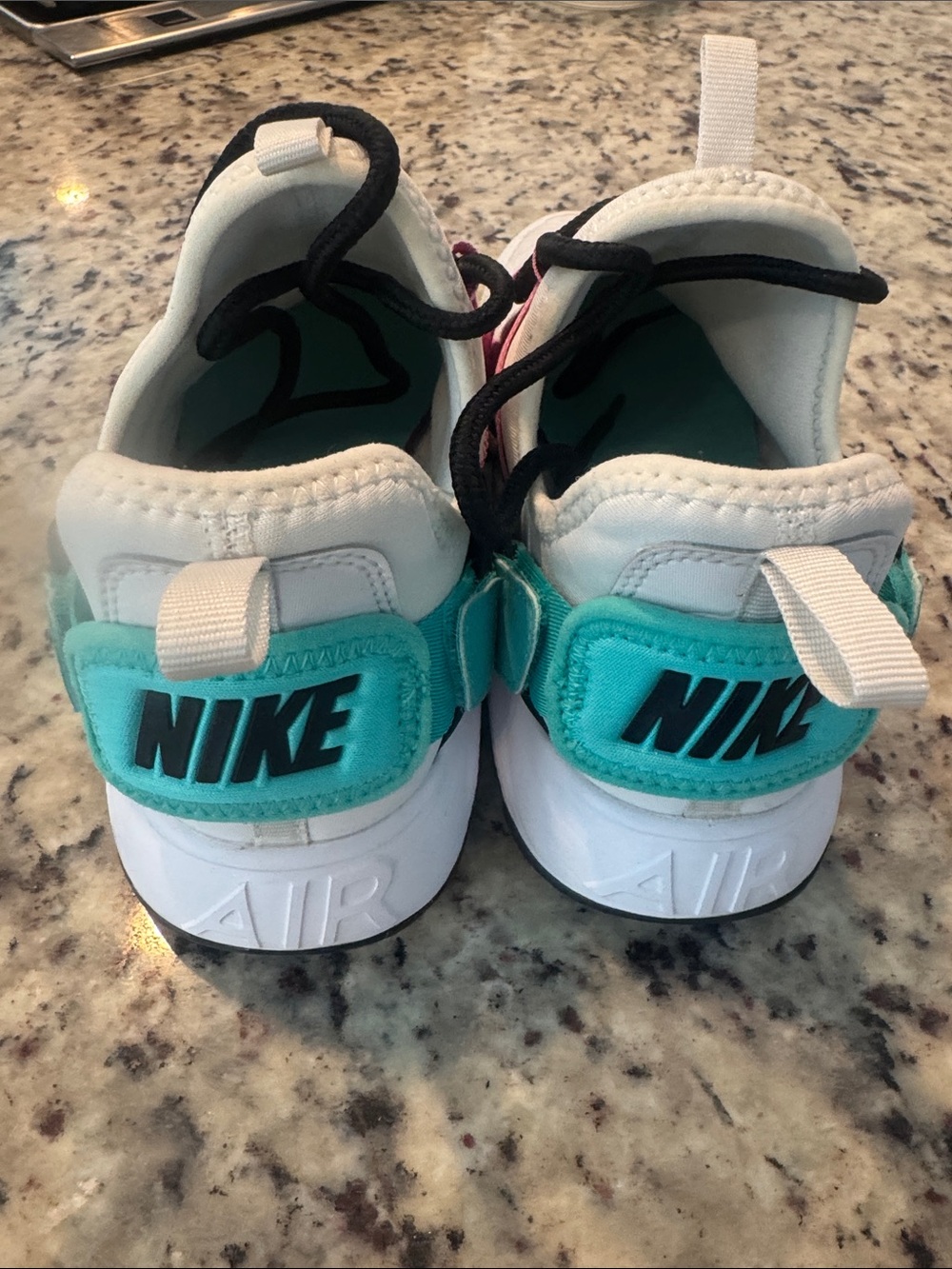 Nike women’s size 7.5 Air Sneakers in Teal and White with Black Accents